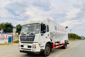 东风天锦22方散装饲料运输车