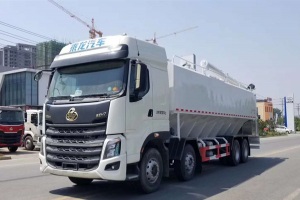 柳汽前四后八40方散装饲料运输车