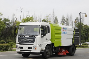 东风天锦12方扫路车