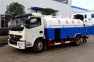 东风凯普特高压清洗吸粪车3方水2.6方污