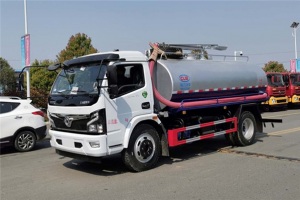 国六东风福瑞卡8方吸粪车