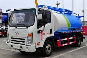 大运奥普力5方吸粪车